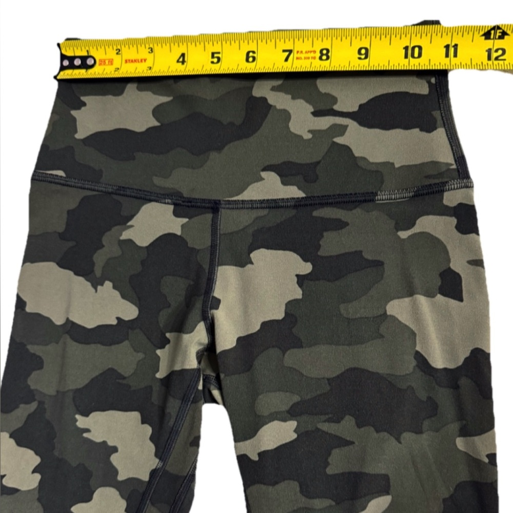 Lululemon Wunder Under High-Rise Camo Leggings Size 4 - Picture 9 of 9